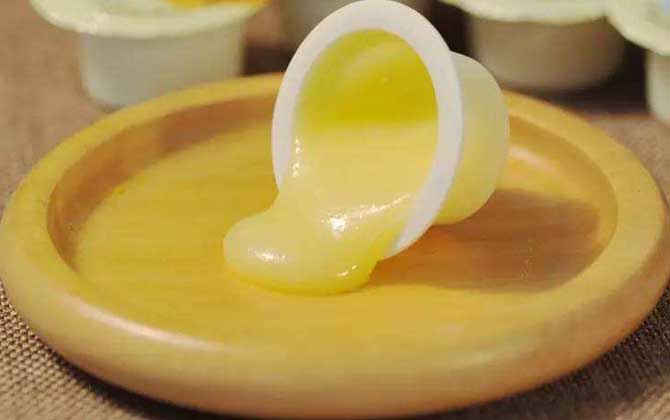 蜂王漿的作用與功效有哪些?經(jīng)常吃些蜂王漿,這5個(gè)好處跑不了! 蜂王漿