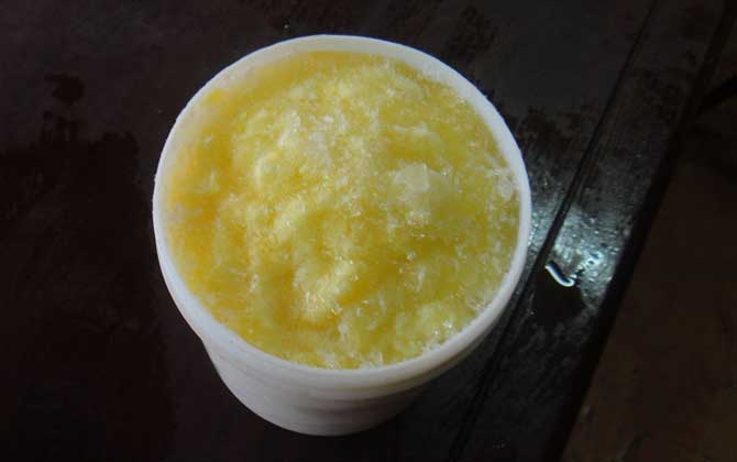 蜂王漿的作用與功效有哪些?經(jīng)常吃些蜂王漿,這5個(gè)好處跑不了! 蜂王漿