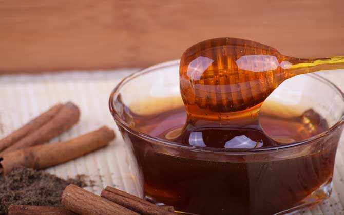 檸檬蜂蜜茶的正確喝法,切勿空腹飲用,長期空腹飲用對胃腸不利! 蜂蜜