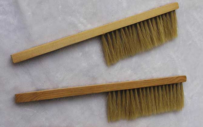 養中蜂工具大全及價格,使用這些工具,中蜂養殖將事半功倍! 蜂掃