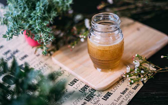 蜂蜜洗臉有什么好處和壞處? 蜂蜜