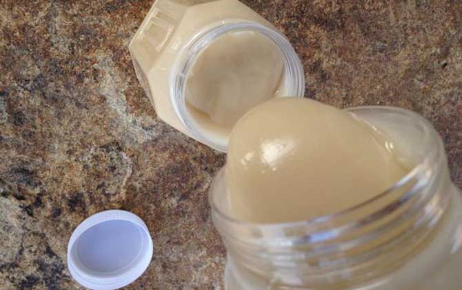 蜂蜜能直接涂在臉上嗎? 蜂蜜