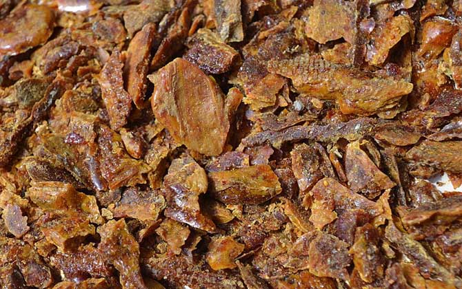 蜂蠟和蜂膠的區(qū)別 蜂膠