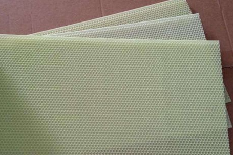 塑料巢礎(chǔ)好用嗎(塑料巢礎(chǔ)的優(yōu)缺點(diǎn)) 塑料巢礎(chǔ)好用嗎(塑料巢礎(chǔ)的優(yōu)缺點(diǎn))