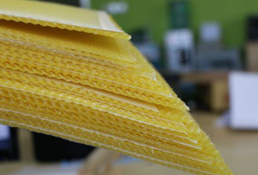 塑料巢礎(chǔ)好用嗎(塑料巢礎(chǔ)的優(yōu)缺點(diǎn)) 塑料巢礎(chǔ)好用嗎(塑料巢礎(chǔ)的優(yōu)缺點(diǎn))