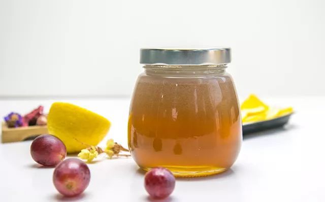 枇杷蜜跟枇杷膏一樣嗎(枇杷蜜和枇杷膏的區(qū)別) 枇杷蜜跟枇杷膏一樣嗎(枇杷蜜和枇杷膏的區(qū)別)