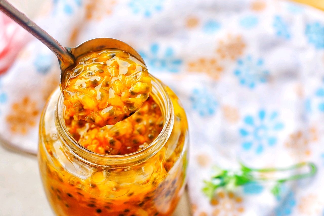 檸檬百香果蜂蜜怎么做(百香果檸檬蜂蜜制作方法竅門) 檸檬百香果蜂蜜怎么做(百香果檸檬蜂蜜制作方法竅門)