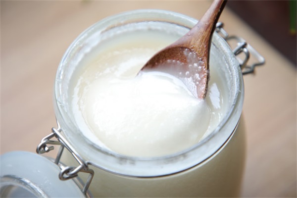 什么是白蜂蜜(白蜂蜜的作用與功效) 什么是白蜂蜜(白蜂蜜的作用與功效)