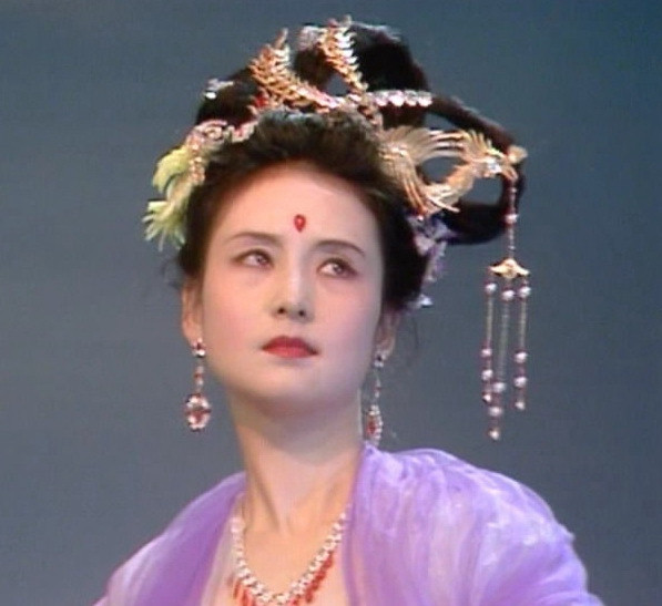 十個嫦娥造型變化史，論哪個最合你心意