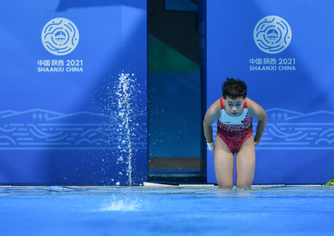 祝賀！全紅嬋10米臺摘金