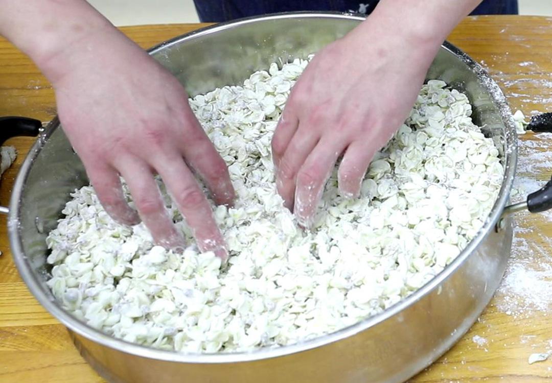 槐樹花有毒嗎(槐樹花介紹和不同食材吃法) 槐樹花有毒嗎(槐樹花的不同食材吃法)