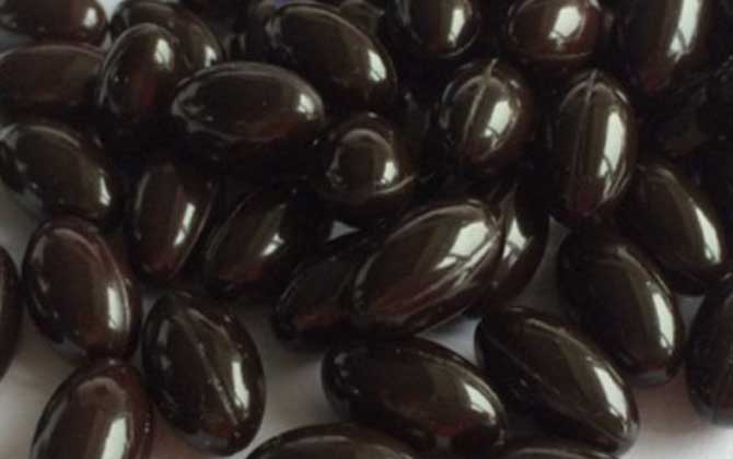 女性經(jīng)常吃蜂膠的害處，容易發(fā)生過敏，還可能引起內(nèi)分泌失調(diào)！